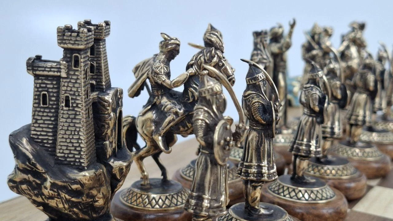 Knight in the Panther skin chess, ხედი 5