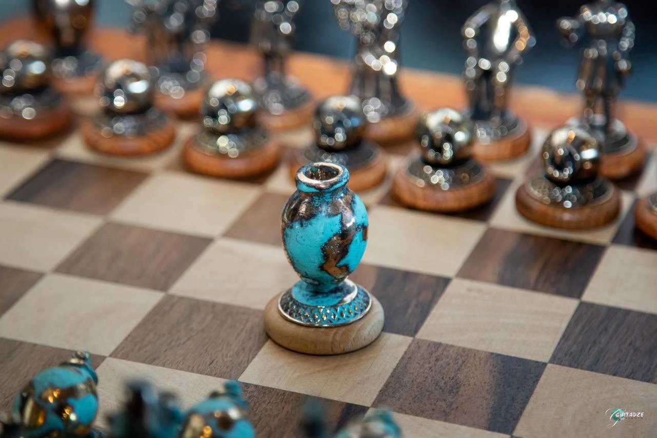 Wine chess on a classic stand, ხედი 8
