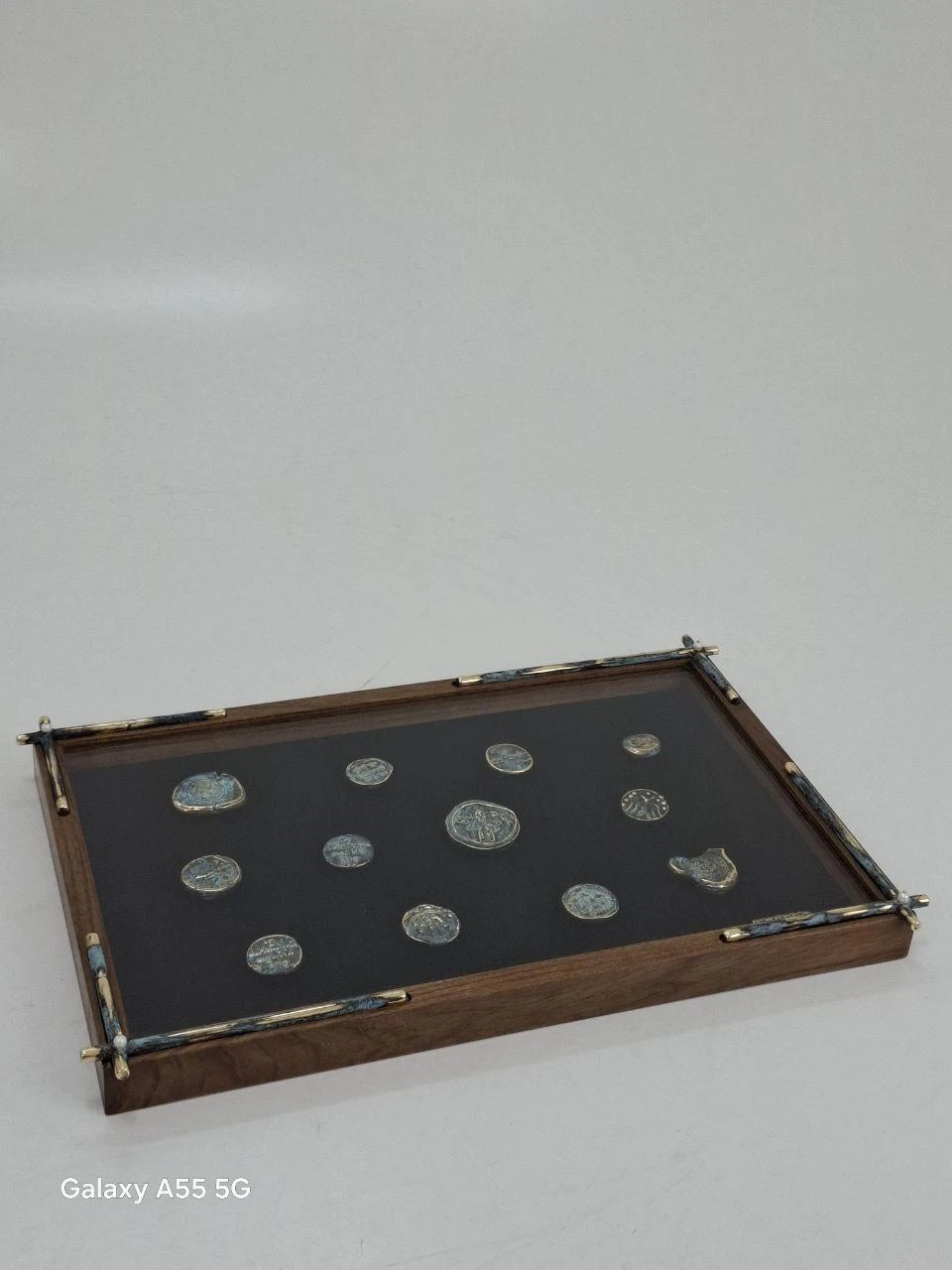 ''Archeological coin frame'', ხედი 3