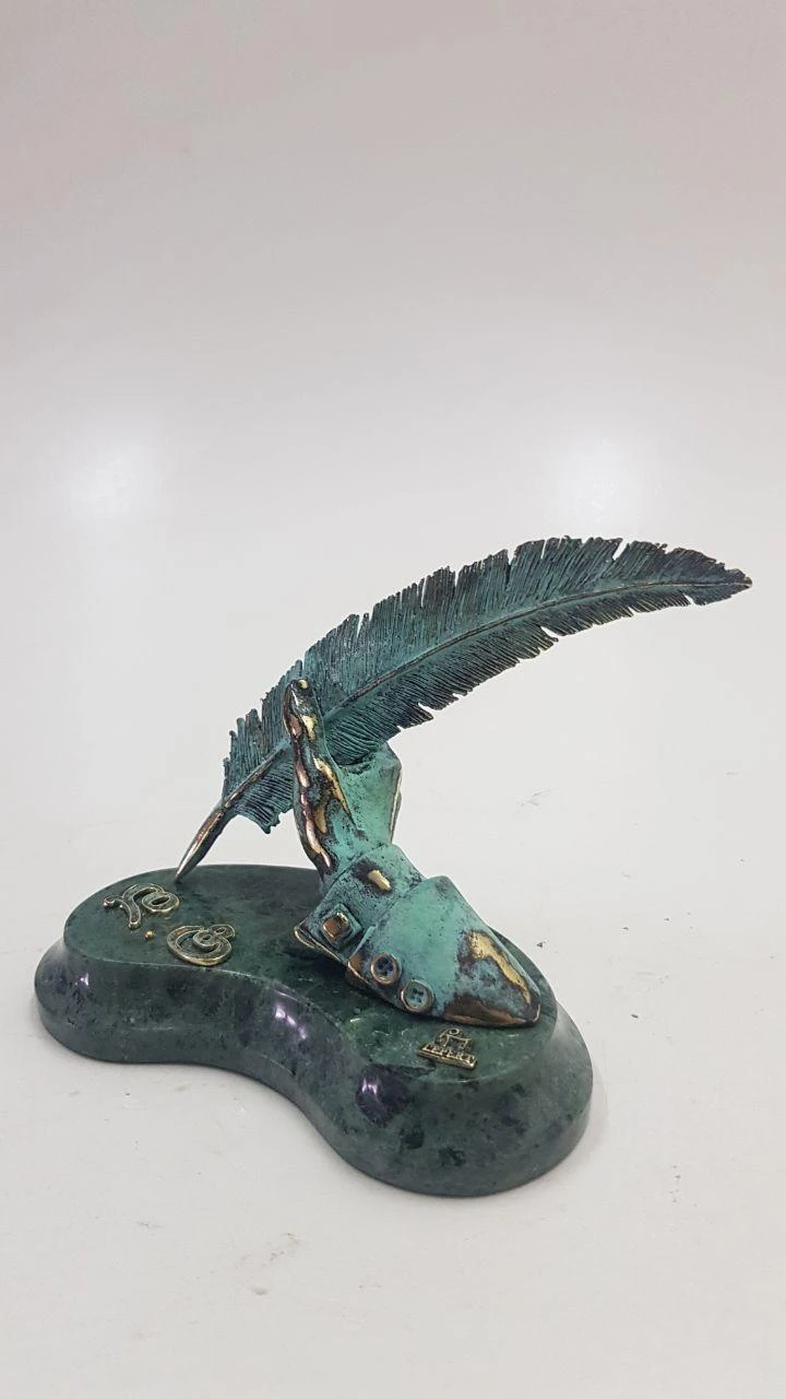 ''Feather pen''