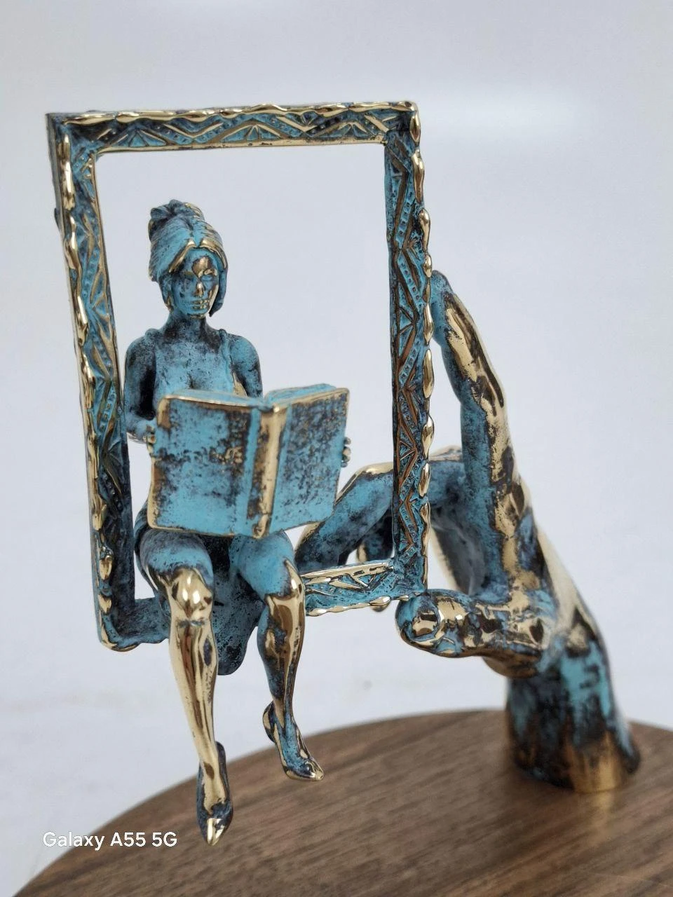 ''A girl with a book'', ხედი 2