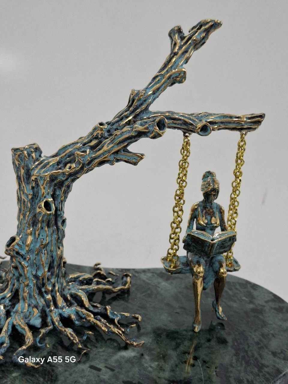 ''Woman on a swing'', ხედი 3