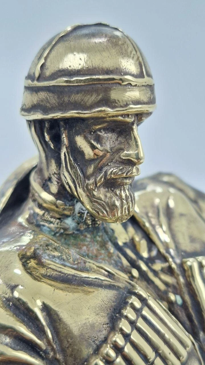 Глава семьи — Кора Махшви, ხედი 6