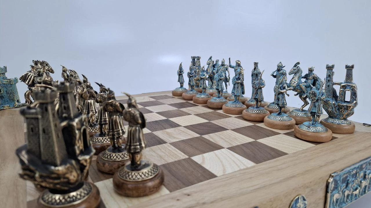 Knight in the Panther skin chess, ხედი 12