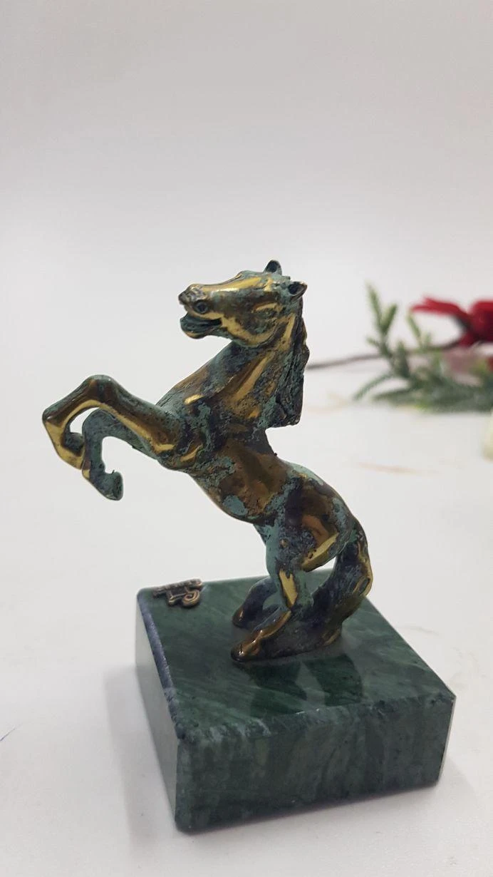 ''Horse'', ხედი 2