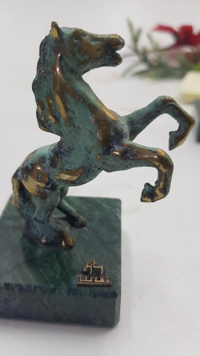 ''Horse'', ხედი 1
